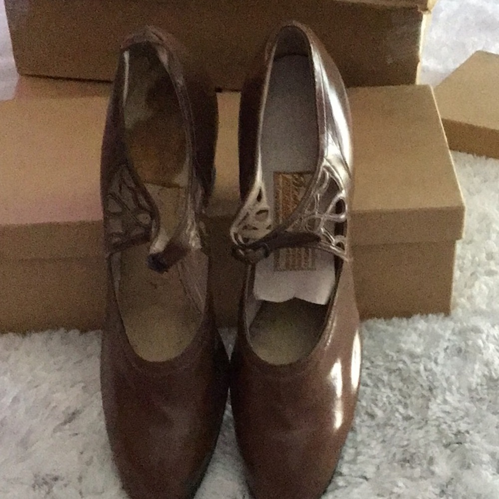Antique dated 1900 Victorian shoes women rare with box never worn
